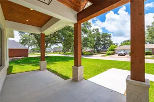 2263 Lakewood Dr, West Columbia, TX 77486 - Photo 11
