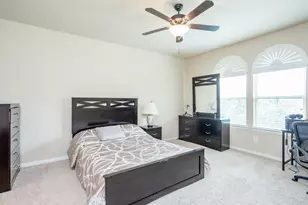 7339 Chatham Green Dr, Sugar Land, TX 77479 - Photo 13