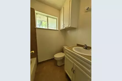 11007 Tamworth Drive, Houston, TX 77016 - Photo 11