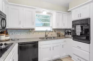 2005 Tickner St, Conroe, TX 77301 - Photo 19