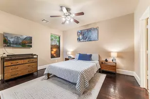 1049 W 22nd St, Houston, TX 77008 - Photo 31