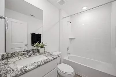 6021 Pineapple Street, Houston, TX 77048 - Photo 15