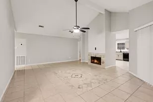 2450 Blackridge Rd, Houston, TX 77067 - Photo 3