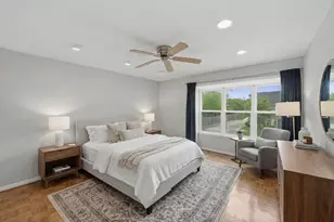 10152 Longmont Dr, Houston, TX 77042 - Photo 5