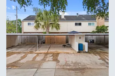 10152 Longmont Drive #38/10, Houston, TX 77042 - Photo 9