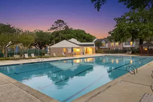 10152 Longmont Dr, Houston, TX 77042 - Photo 3