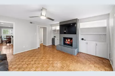 10152 Longmont Drive #38/10, Houston, TX 77042 - Photo 23