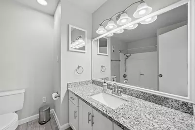 10152 Longmont Drive #38/10, Houston, TX 77042 - Photo 27