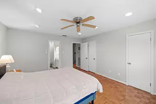 10152 Longmont Dr, Houston, TX 77042 - Photo 25