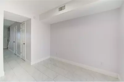 2420 Miramar Court #2420, Seabrook, TX 77586 - Photo 13