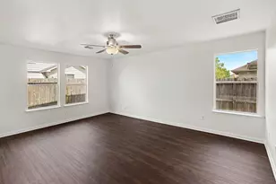 29622 S Legends Bend Ln, Spring, TX 77386 - Photo 17