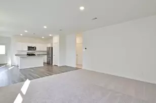 524 Halifax Ct, Conroe, TX 77316 - Photo 5