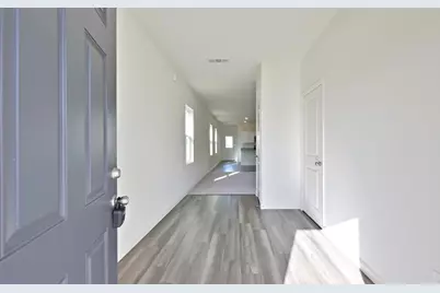 524 Halifax Court, Conroe, TX 77316 - Photo 3