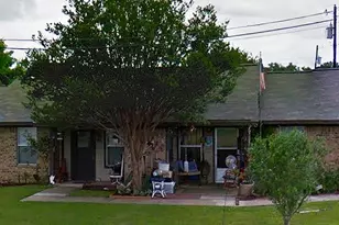 380 Blanco Ave, Blanco, TX 78606 - Photo 3