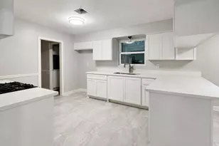 505 Moody Ave, League City, TX 77573 - Photo 3