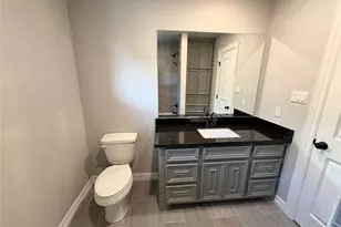 1035 S Anderson St, Angleton, TX 77515 - Photo 17