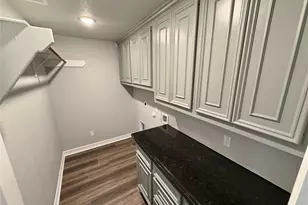 1035 S Anderson St, Angleton, TX 77515 - Photo 19