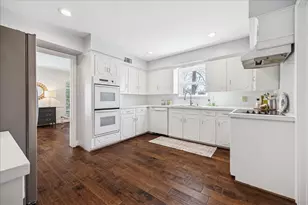 611 Durley Dr, Houston, TX 77079 - Photo 7