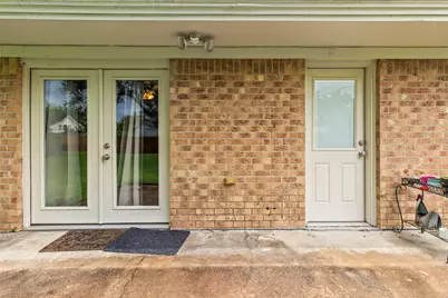 416 E Myrtle Street, Angleton, TX 77515 - Photo 21