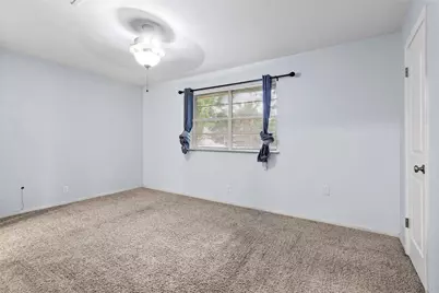 416 E Myrtle Street, Angleton, TX 77515 - Photo 13