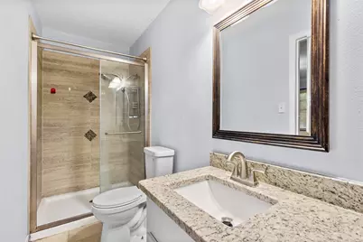 416 E Myrtle Street, Angleton, TX 77515 - Photo 15