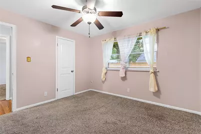 416 E Myrtle Street, Angleton, TX 77515 - Photo 17
