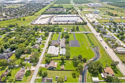 3256 Bernard Street, La Porte, TX 77571 - Photo 9