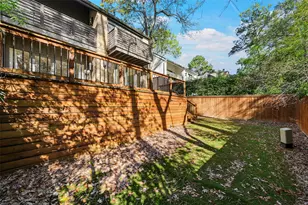 86 Sugar Berry Cir, Houston, TX 77024 - Photo 17