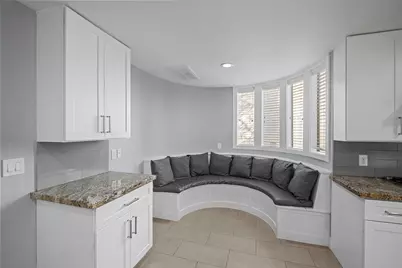 86 Sugarberry Circle, Houston, TX 77024 - Photo 9