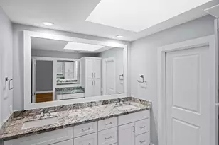 86 Sugar Berry Cir, Houston, TX 77024 - Photo 29