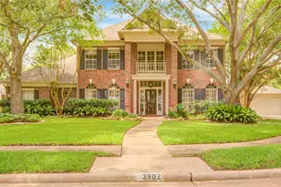 3902 Lyndhurst Pl, Sugar Land, TX 77479 - Photo 1