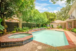 3902 Lyndhurst Pl, Sugar Land, TX 77479 - Photo 7