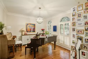 3902 Lyndhurst Pl, Sugar Land, TX 77479 - Photo 9