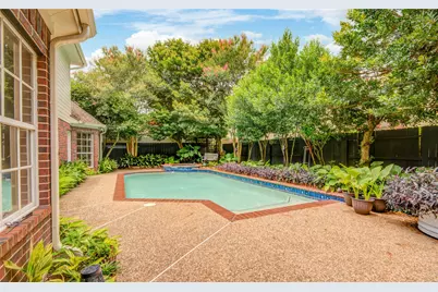 3902 Lyndhurst Place, Sugar Land, TX 77479 - Photo 5