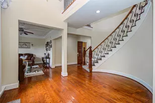 8659 Hall's Retreat Ct, Missouri City, TX 77459 - Photo 7