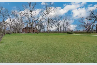 8659 Halls Retreat Court, Missouri City, TX 77459 - Photo 5