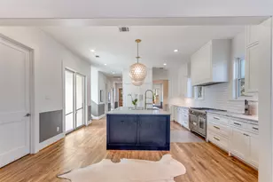 709 E 13th St, Houston, TX 77008 - Photo 13