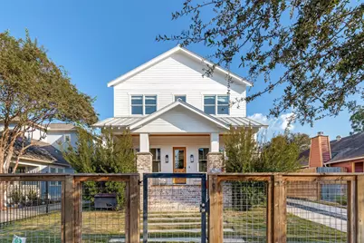 709 E 13th Street, Houston, TX 77008 - Photo 1