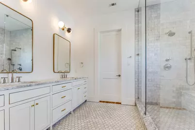 709 E 13th Street, Houston, TX 77008 - Photo 23