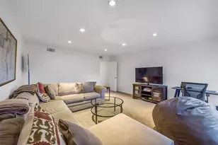 5107 Contour Pl, Houston, TX 77096 - Photo 19