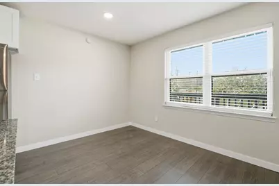 201 S Kansas Avenue #F, League City, TX 77573 - Photo 7