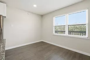 201 S Kansas Ave, League City, TX 77573 - Photo 7