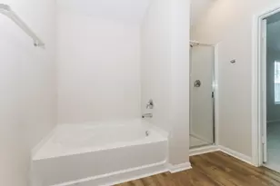 8204 Sunberry Shadow Dr, Houston, TX 77016 - Photo 15