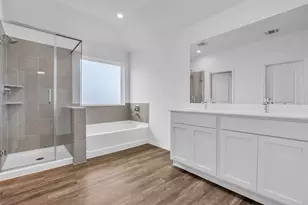 456 Lampasas Trl, Dayton, TX 77535 - Photo 19
