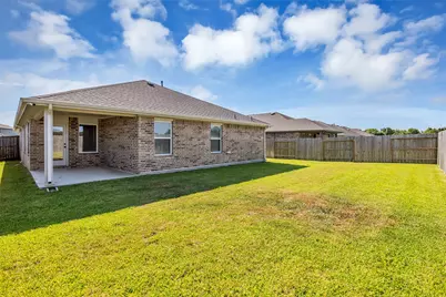 456 Lampasas Trail, Dayton, TX 77535 - Photo 5