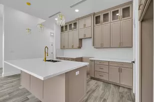 805 Lewis St, Clute, TX 77531 - Photo 11