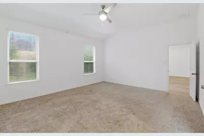 12084 Mystic Aqua Drive, Conroe, TX 77304 - Photo 15