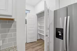 12084 Mystic Aqua Dr, Conroe, TX 77304 - Photo 13