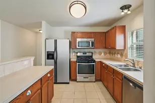4710 Woodsend Ln, Kingwood, TX 77345 - Photo 9