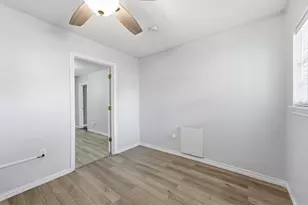 14 Norwood St, Houston, TX 77011 - Photo 11